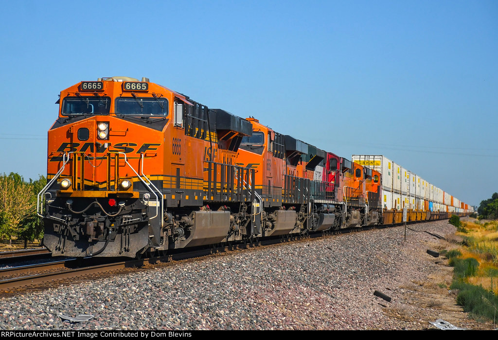 BNSF 6665